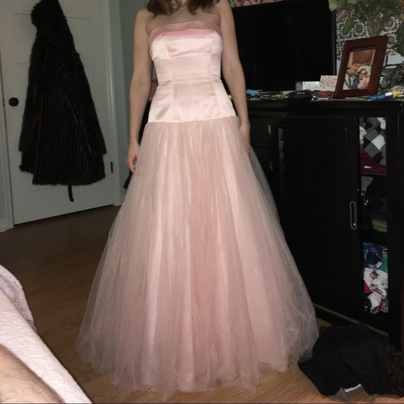 Blush Sherri Hill Dress!!! - Picture 6 of 6